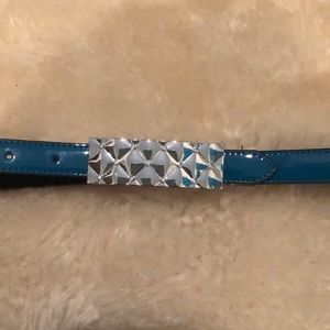 White House Black Market Teal Patent Belt